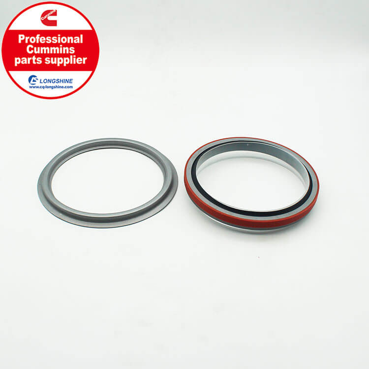 Cummins 6BT Crankshaft Rear Oil Seal 4955372-5